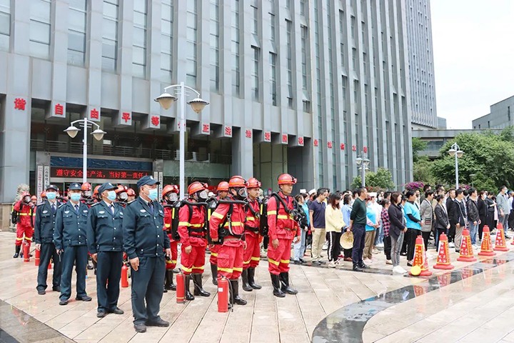 总结反思促提升，谋划部署再发力——记集团2022年度总部办公大楼火灾事故应急演练